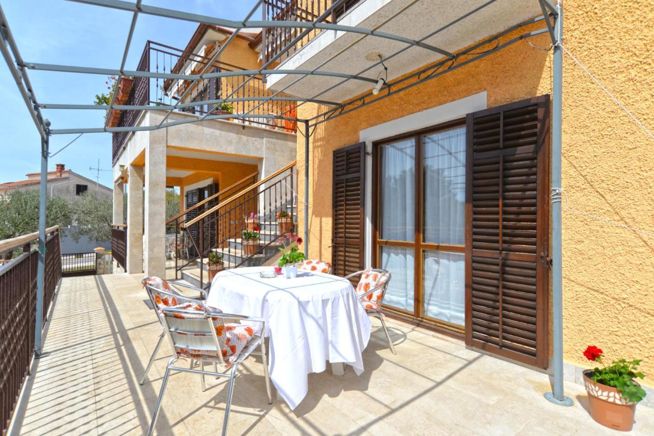 Apartment 1021 Fažana Exterior foto